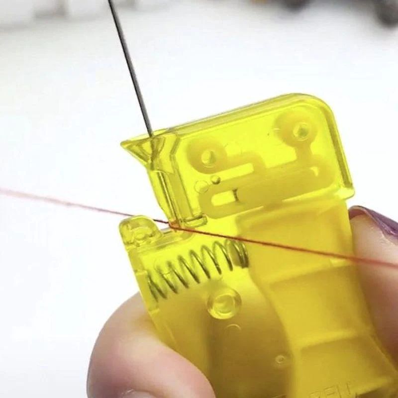 EasyThreader – Quickly thread needles without eye strain or frustration