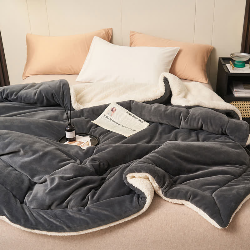 Solid thick double-sided velvet cube blanket