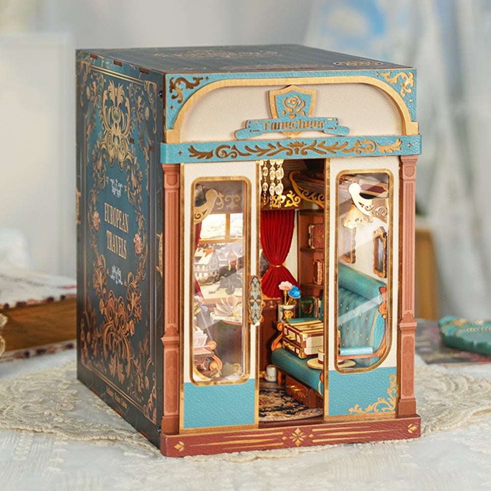 Train Cabin Series – European Travels Motion Scene DIY Book Nook Kit
