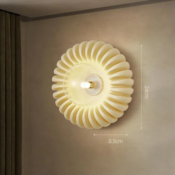 Modern wall lamp with a refined style