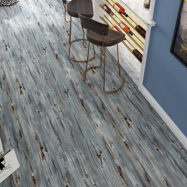 Classic Vinyl Floor Planks Wood Look Self-Adhesive Vinyl Plank Flooring