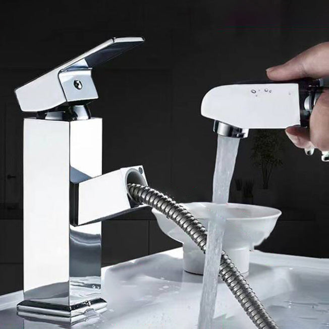 Contemporary Bath Faucet Brass Lever Handle Pull-Out Sink Faucet