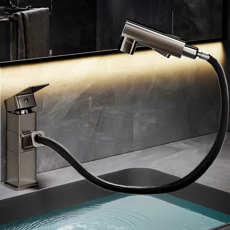 Bathroom Vessel Faucet Swivel Spout Single Handle Faucet with Pull-Out Spray Head