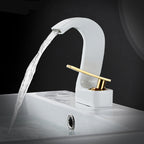 Modern Single-Lever Basin Faucet Bathroom Brass Central Faucet