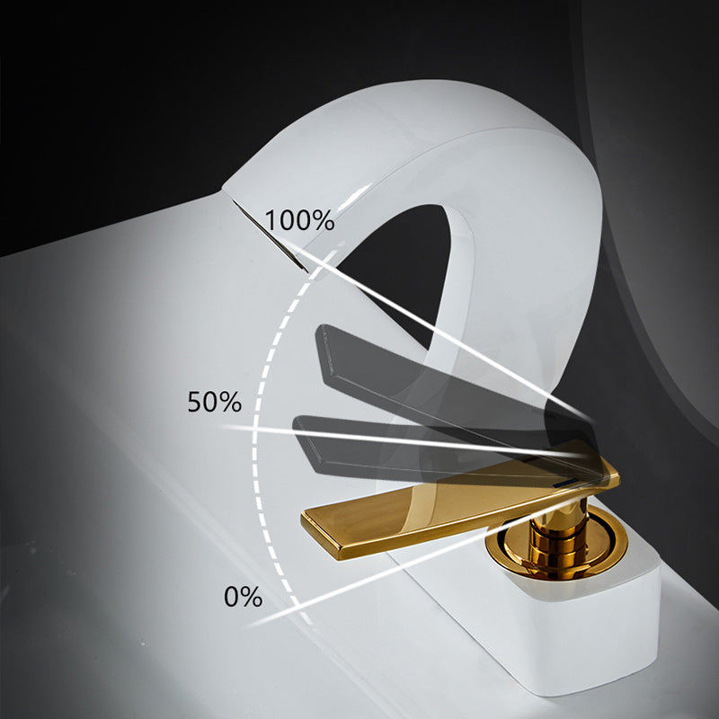 Modern Single-Lever Basin Faucet Bathroom Brass Central Faucet