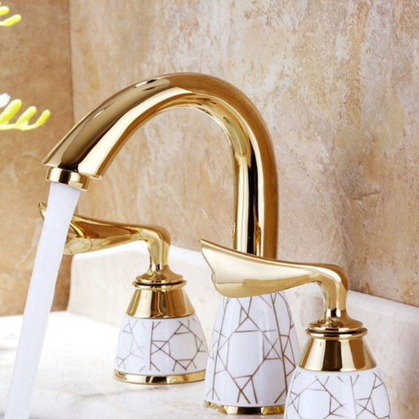 Deck Mounted Roman Tub Faucet Low Arc Bronze Romantic Bathtub Fitting Set