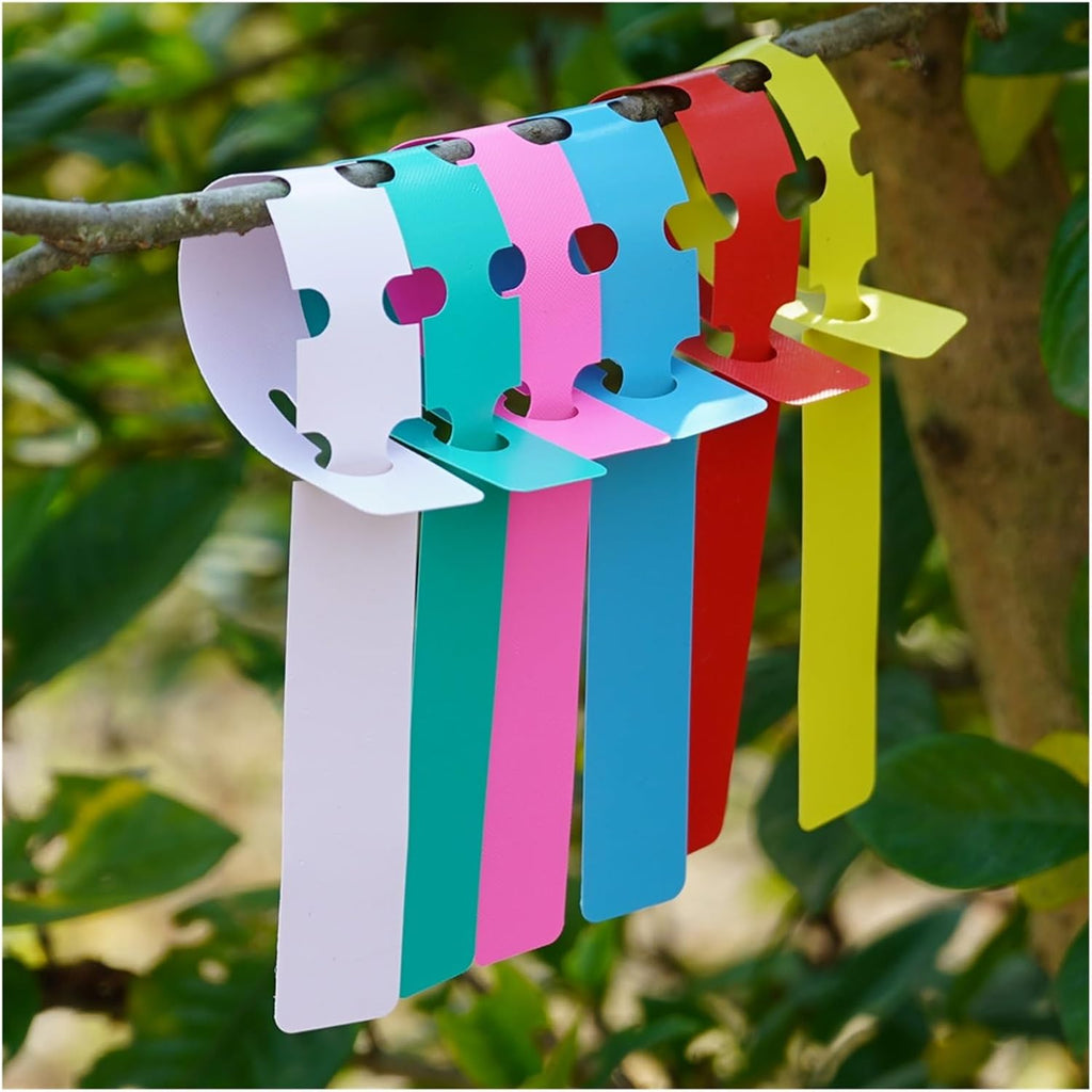 Reusable plant labels made of plastic for garden and tree marking