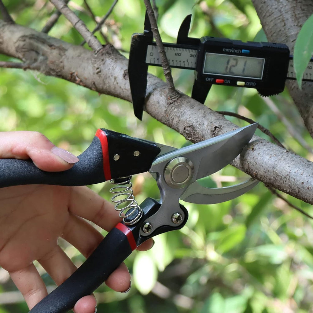 GreenThumb Cutters