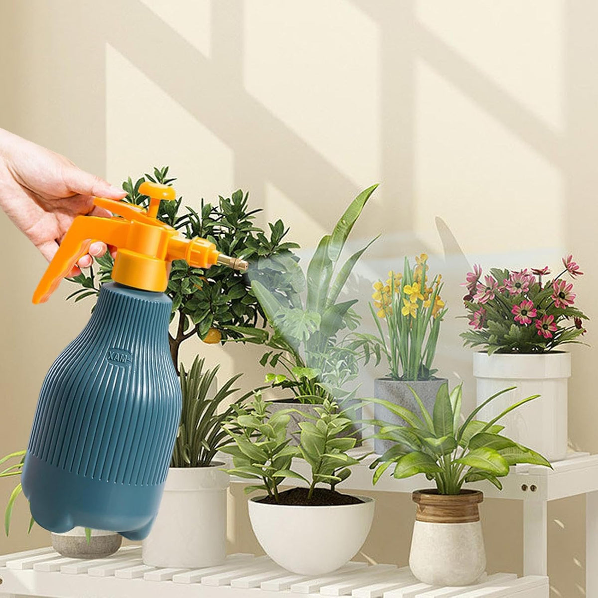 Nordic Spray Bottle with Pressure Pump – For Effective Plant Watering