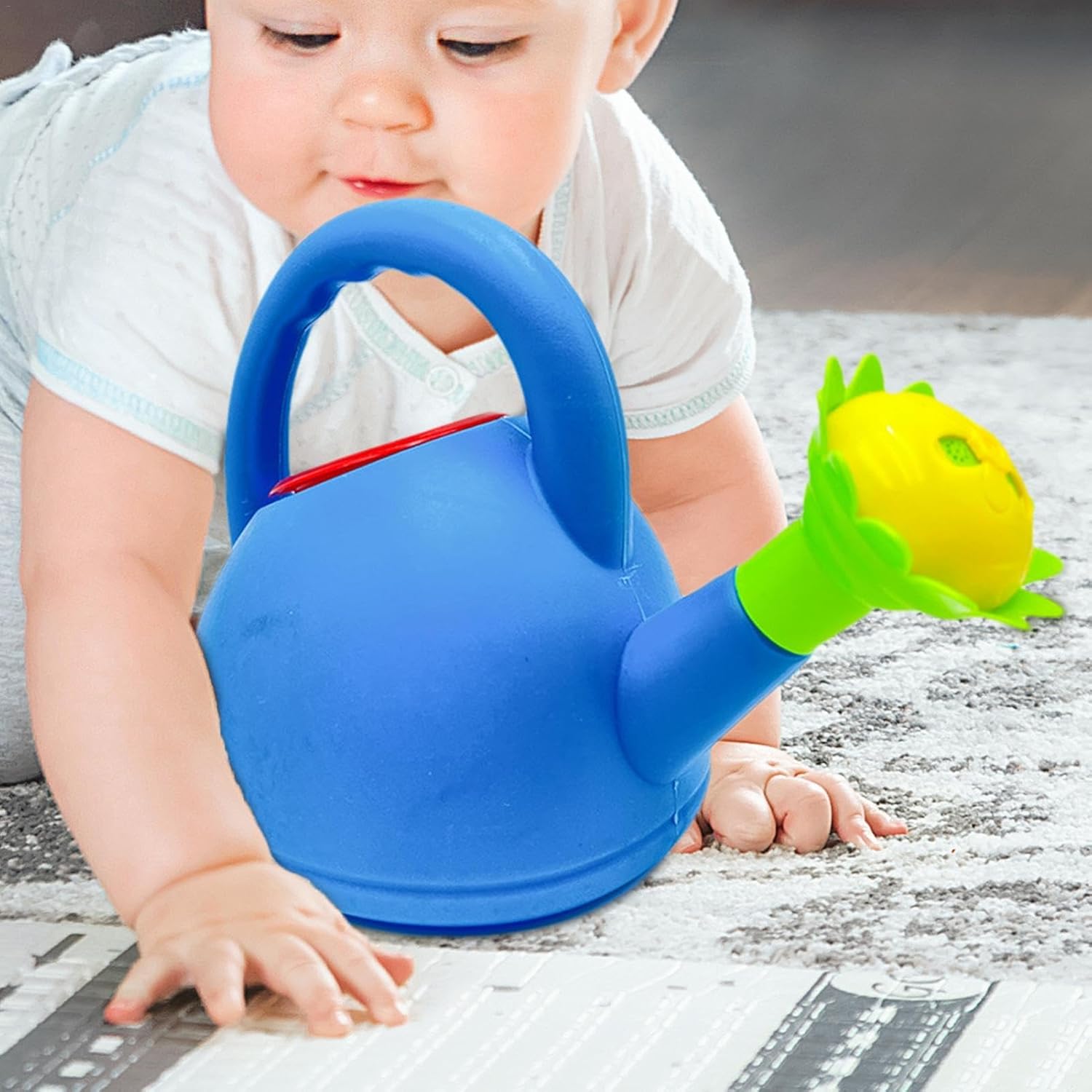 Children's watering can with flower mouth – Colorful plastic watering can for little gardeners