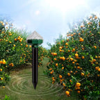Solar-powered animal repeller for garden and yard – Environmentally friendly protection against mice and rodents
