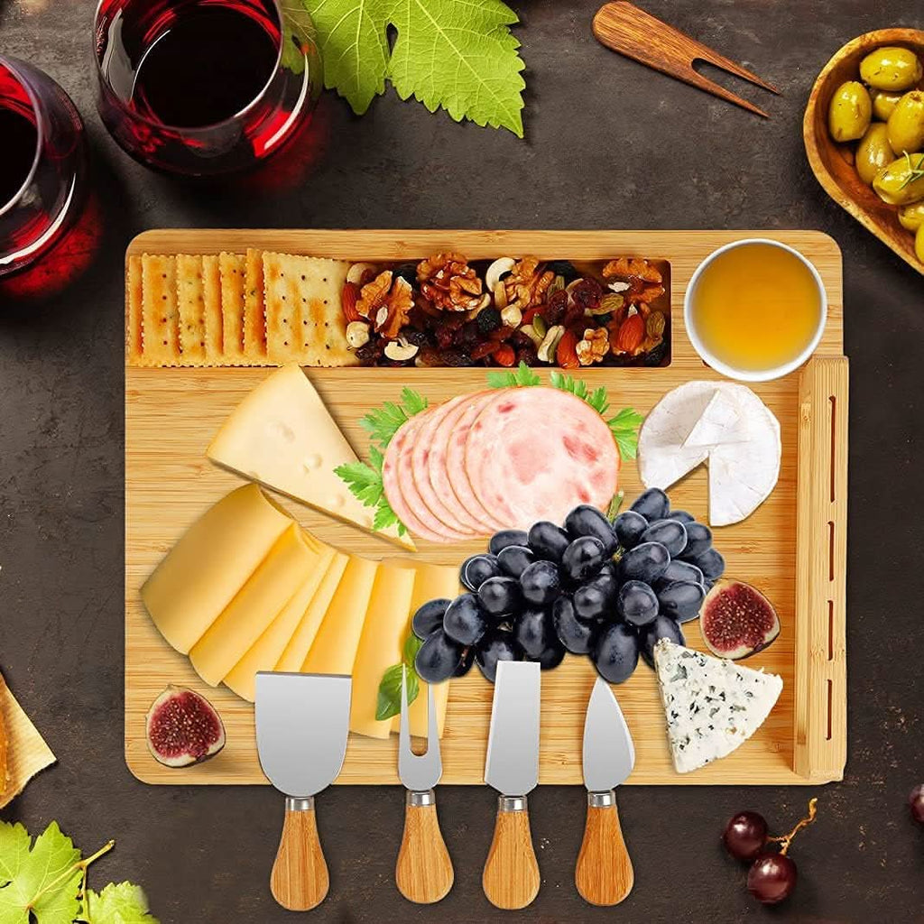 CheeseLux – Premium Bamboo Cheese Board Set