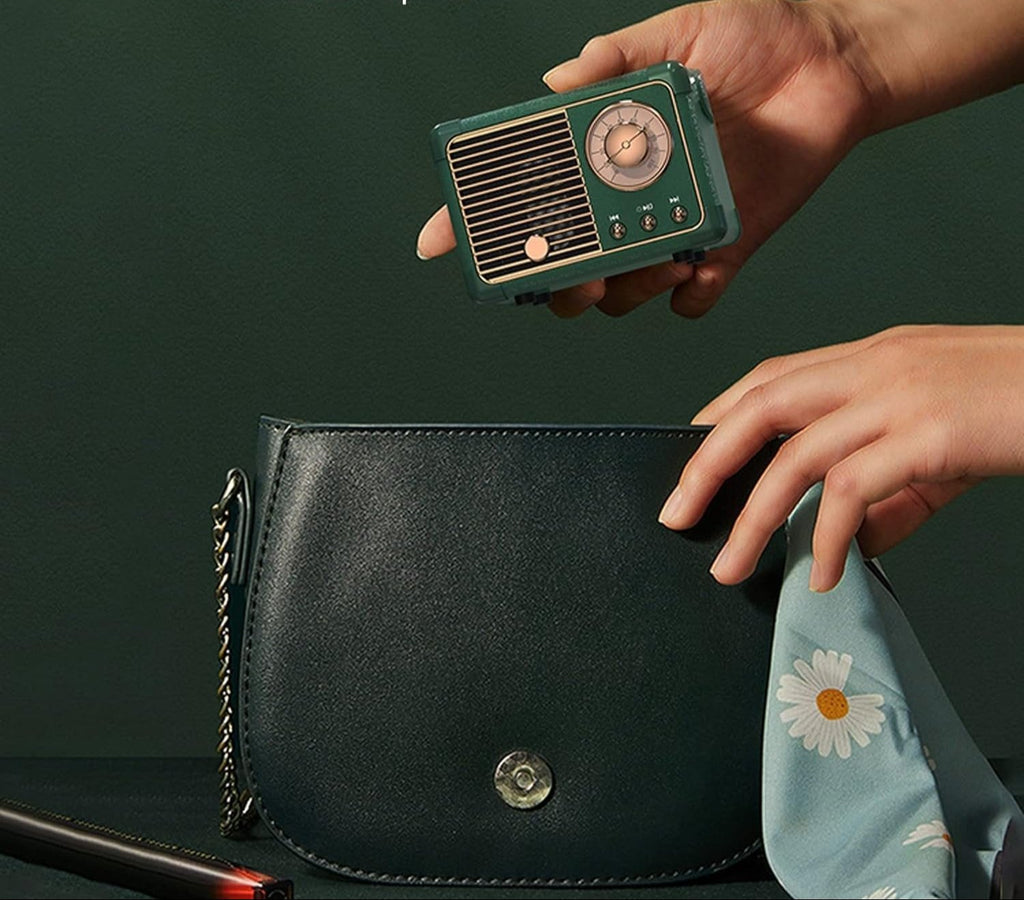 Stylish Bluetooth speaker with a touch of the past
