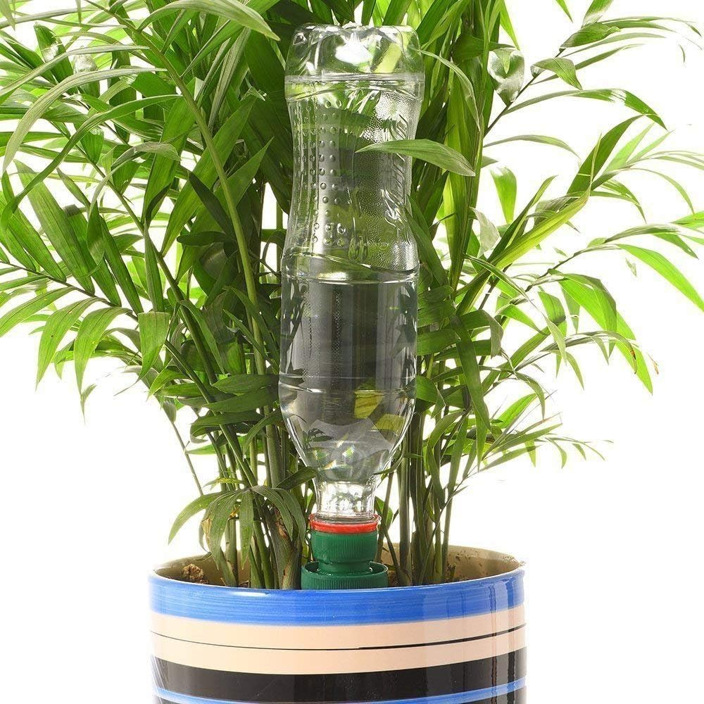 Self-watering spikes for plants – Automatic drip tips for bottles