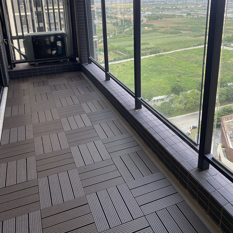 Square PVC Deck/Patio Floor Tiles Interlocking Installation Outdoor Patio Tiles