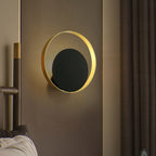 Metallic Round Wall Light Modernist 1-Head LED Wall Lamp in Black and Gold for the Corner