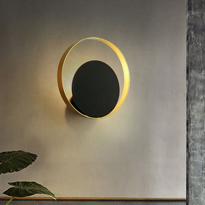 Metallic Round Wall Light Modernist 1-Head LED Wall Lamp in Black and Gold for the Corner