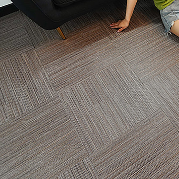 Square Scratch Resistant Plastic Floor Waterproof Peel & Stick Floor Tiles