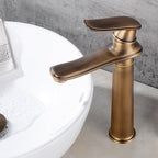 Nationwide Distributed Bathroom Faucet Vintage Lever Sink Faucet