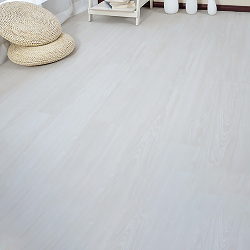 Scratch-resistant PVC flooring Self-adhesive Wood look Waterproof PVC flooring