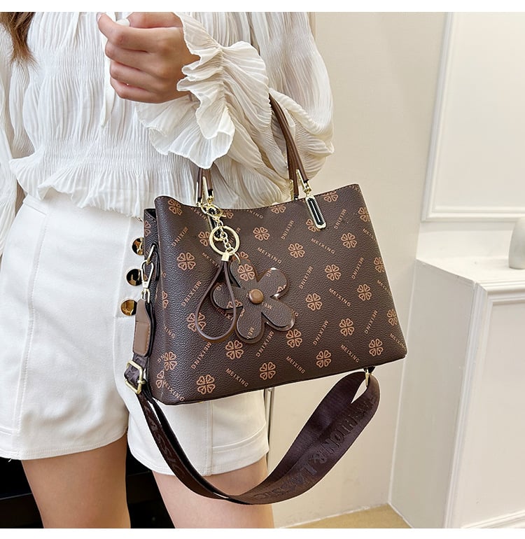 Women’s Tote Bag | Vintage Floral Print | Faux Leather | Spacious 20L Capacity