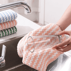 microfibre cleaning cloths made from coral fleece for streak-free cleanliness