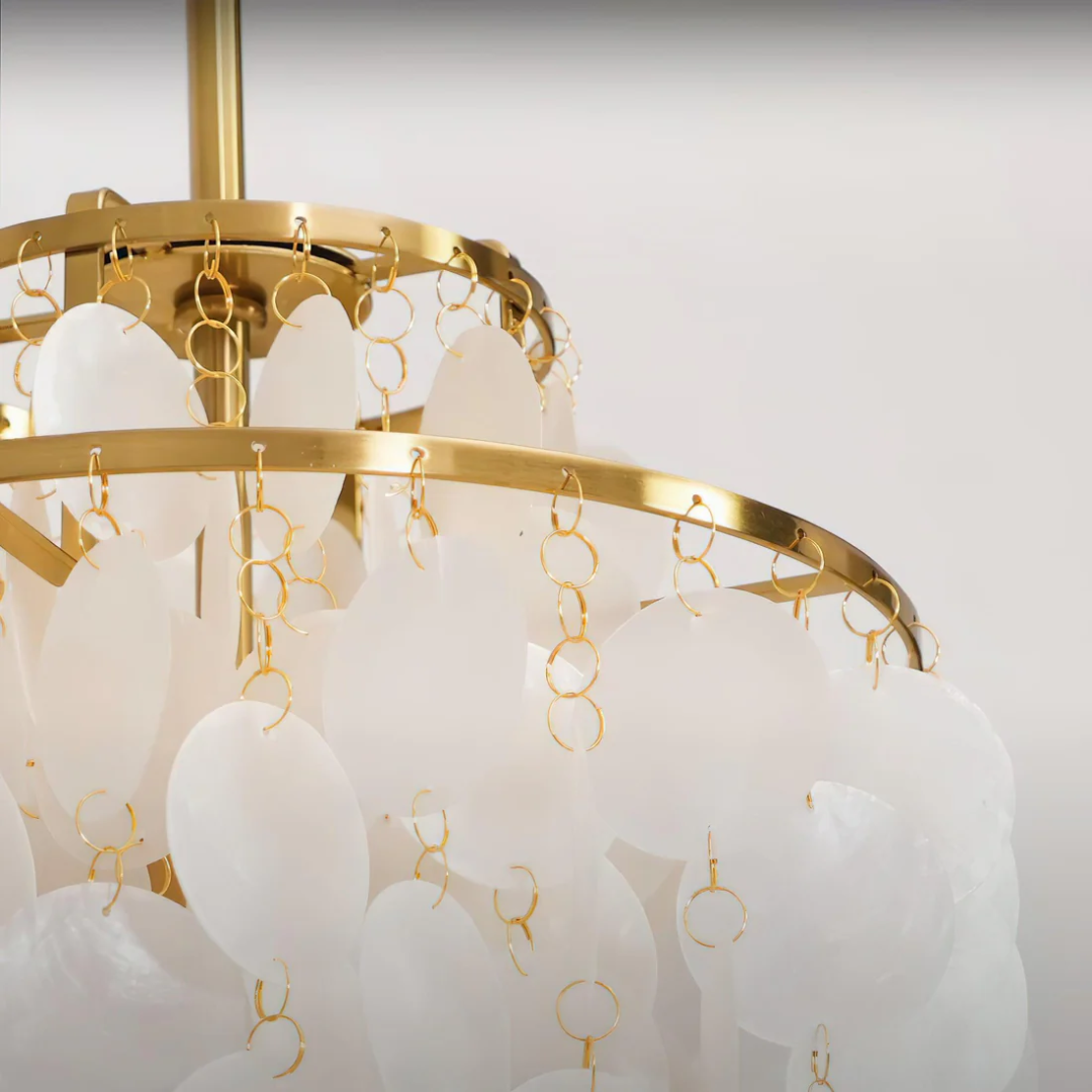 Stylish Vintage Lamp with Shells and Coastal Atmosphere
