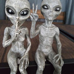 Statue Garden Alien