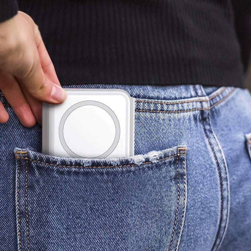 MagFold Pro - Wireless charging - Sleek design - Optimal performance