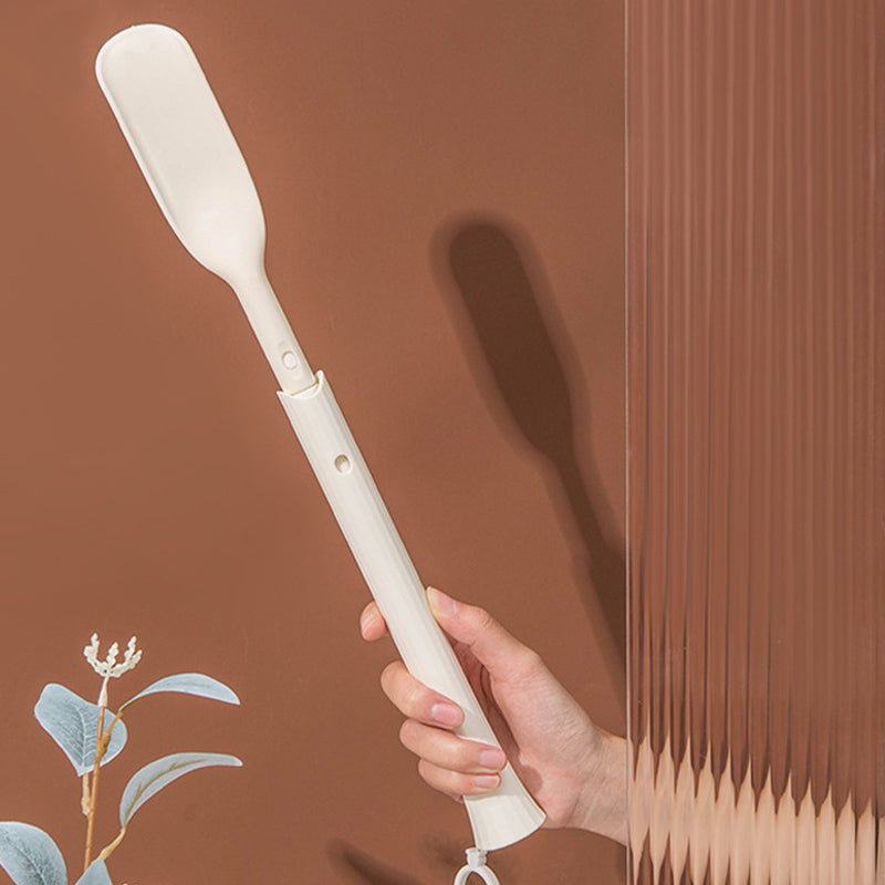 Telescopic adjustable length shoehorn