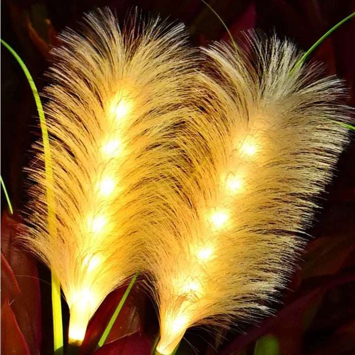 Decorative Rattan Garden Lighting – Solar Lamp in Grass Design for Outdoor Use