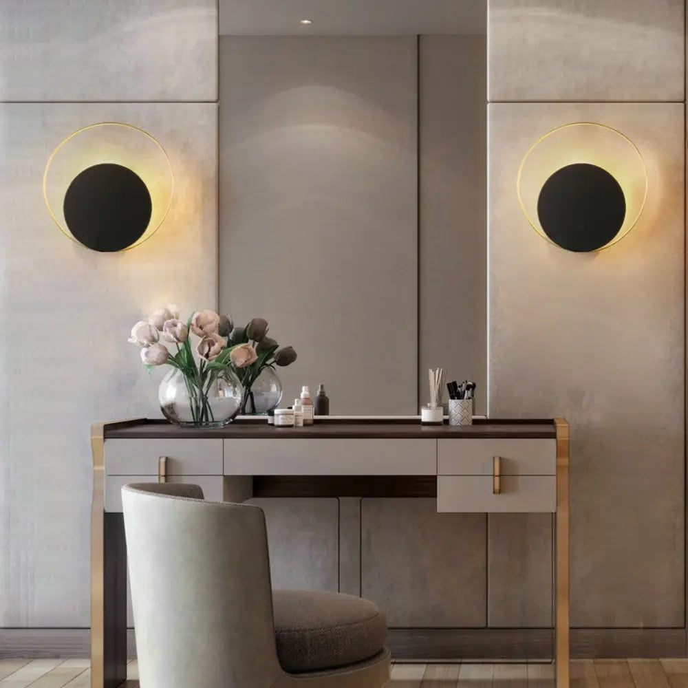 HaloBright - Elegant Wall Lamp