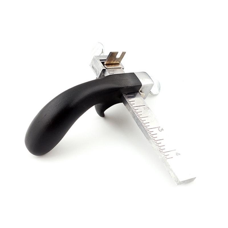 Leather cord belt cutter