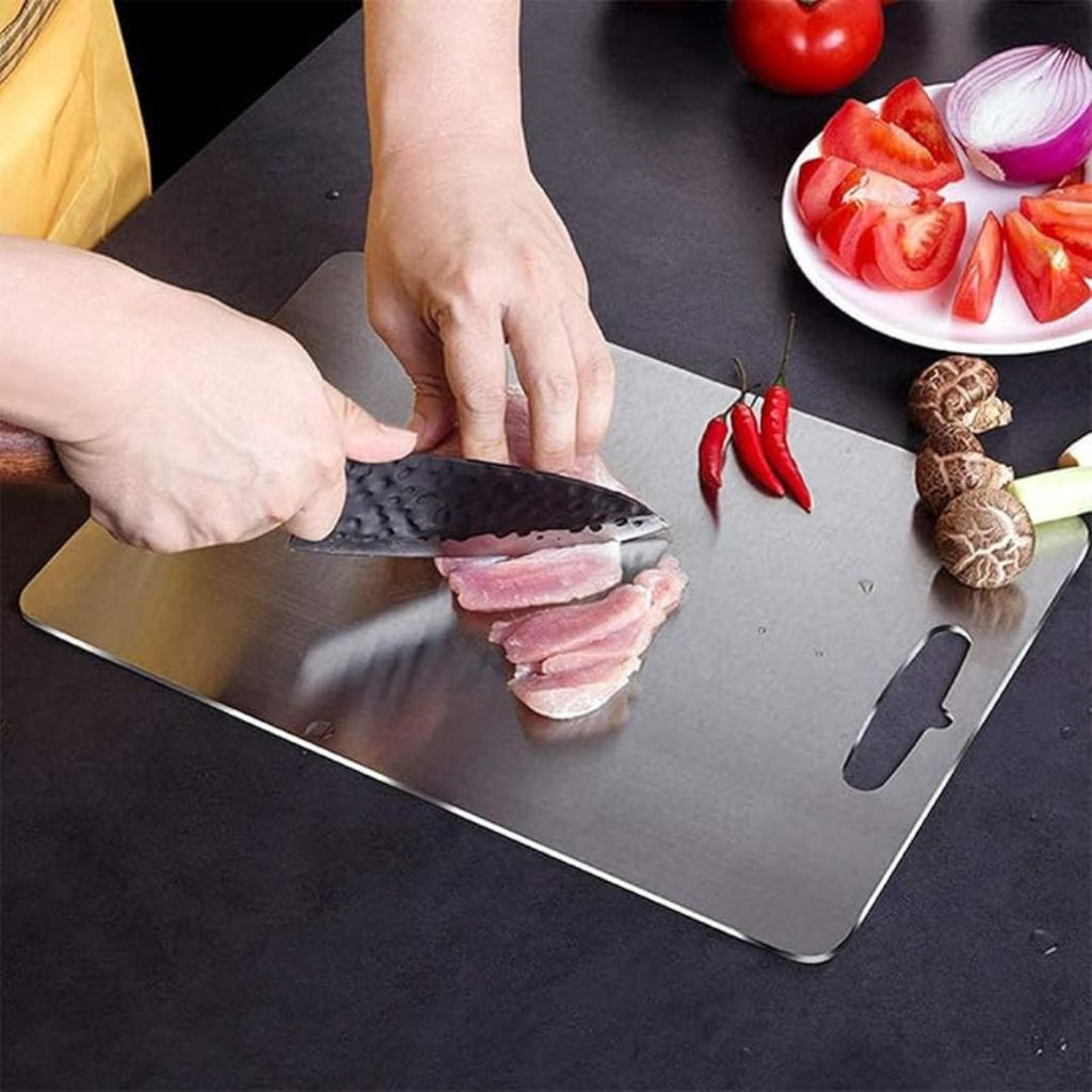 TitanPro – High-quality cutting board made of German stainless steel