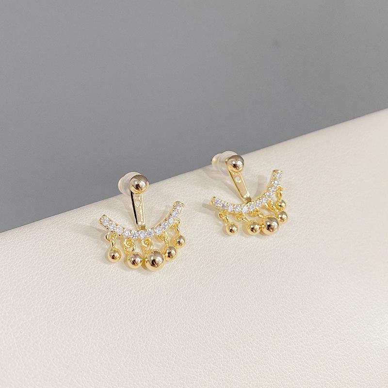 Geometric Meniscus Earrings made of Rhinestones and Pearls