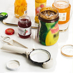 Adjustable can opener made of stainless steel