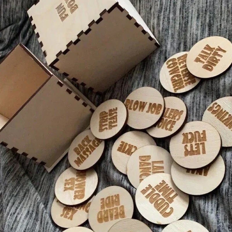 Fun Date Night Activity Tokens & Box (Set of 20 Pieces)