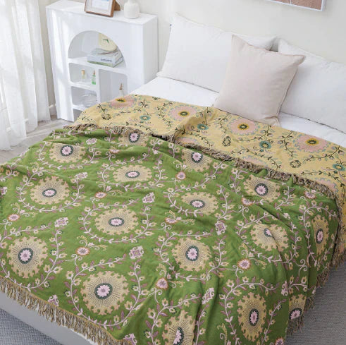 Reversible Scandinavian Bird Blanket - NordicNest