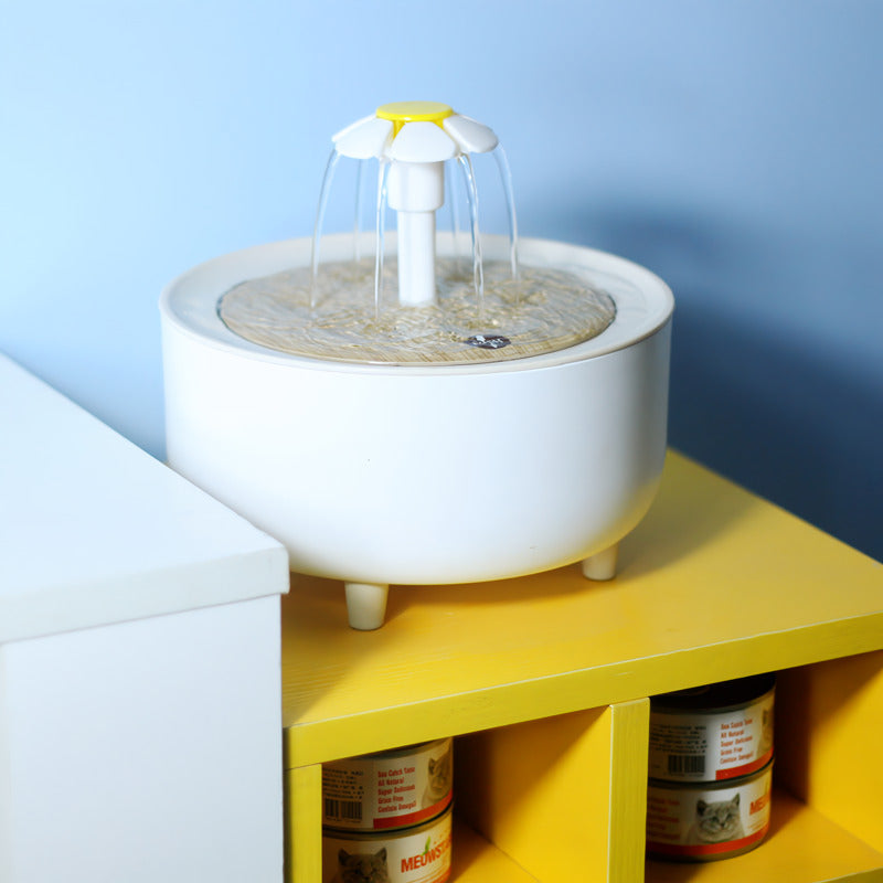 Modern filtration system takes care of your cat's health!