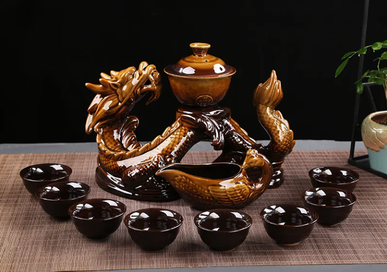 Rotating Handcrafted Tea Ceremony Set