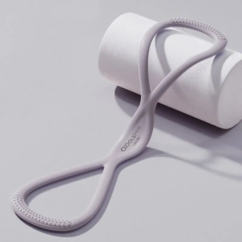 8-shaped resistance band – strengthens chest & corrects your posture