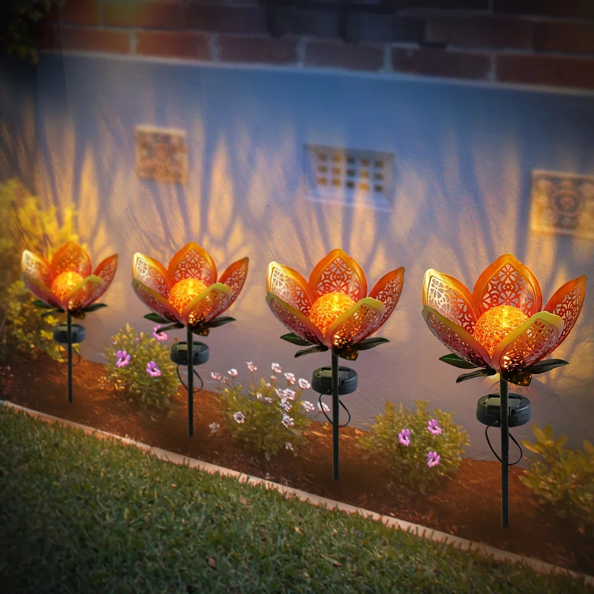 Solar Garden Light Lotus Flower – Decorative LED Outdoor Lighting for Garden and Yard
