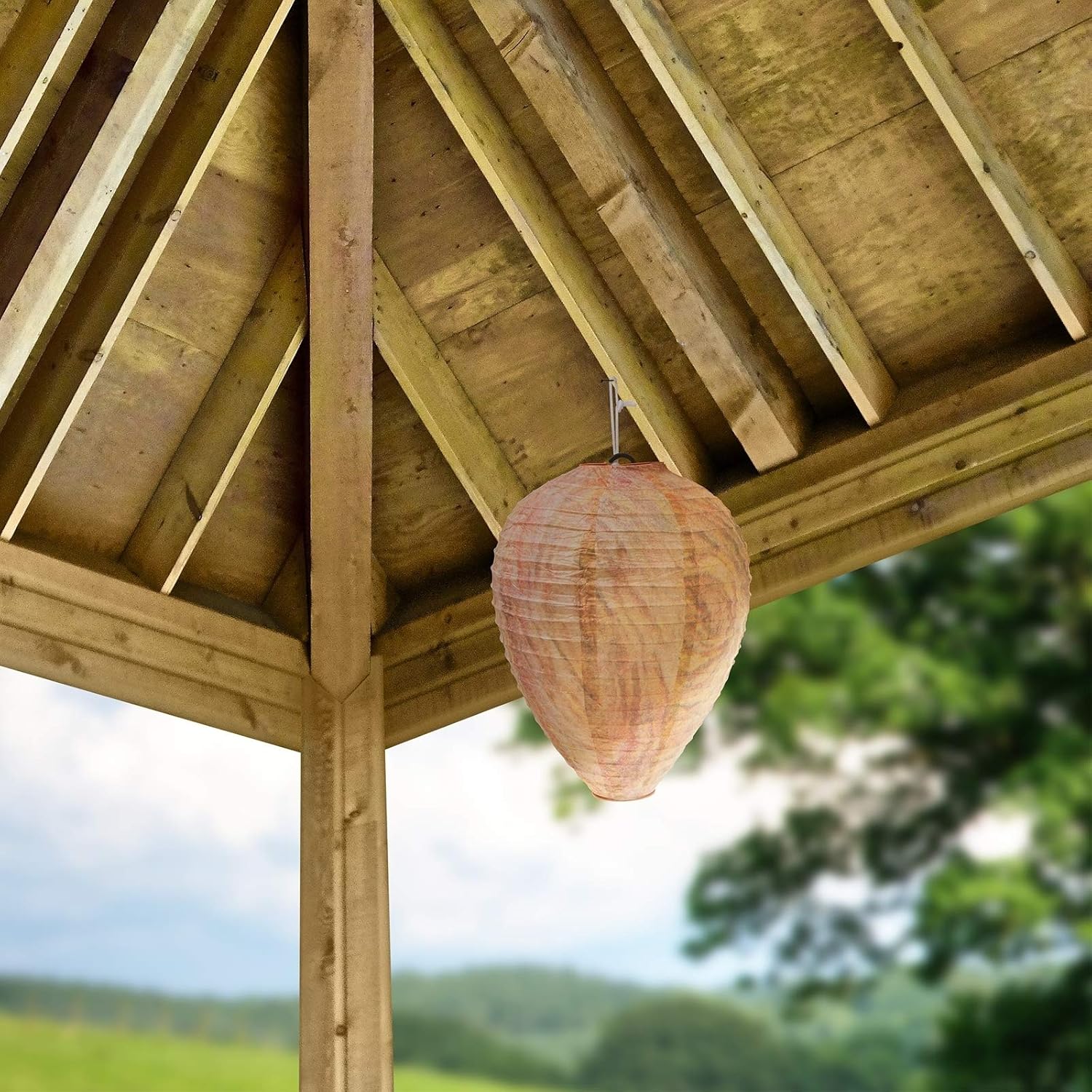 Wasp Nest Defense Lamp – Hanging Protection Net Against Wasps and Insects