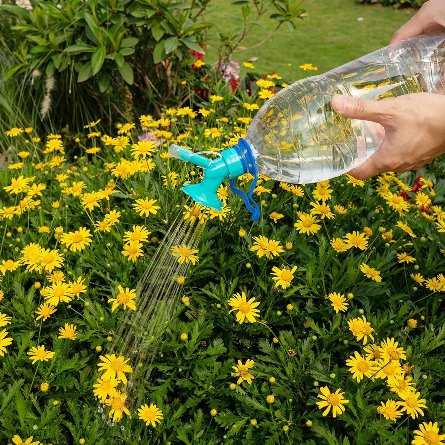 Flower-shaped Plant Sprayer – Creative Watering Aid for Plants in the Garden