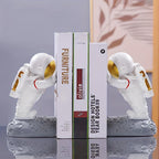 SpaceHold - Astronaut Bookends for a Space Theme