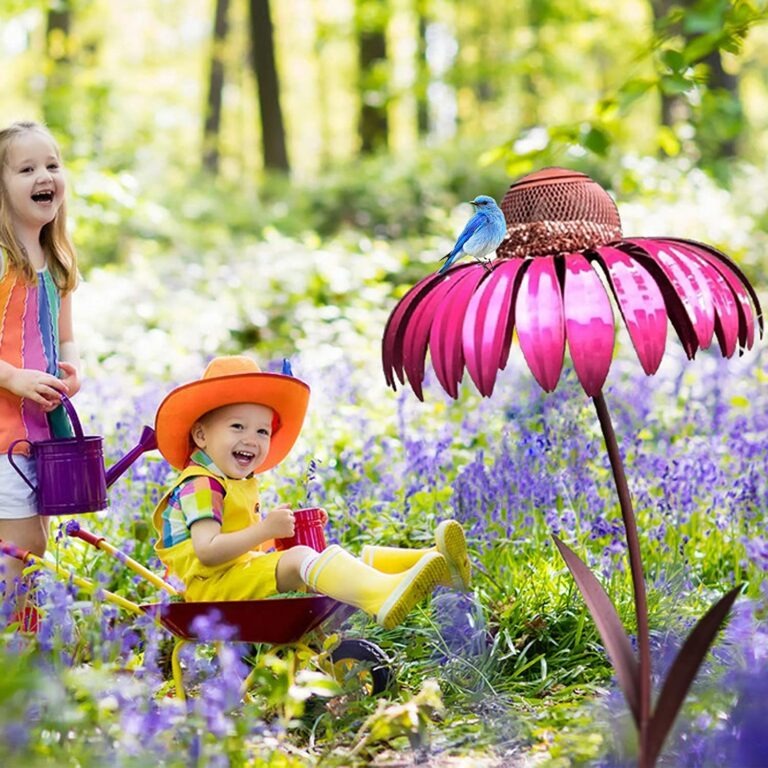 Bird Feed Station in Flower Design