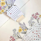 2025 Bloomy Flowers Desk Calendar Decorative & Functional Planner