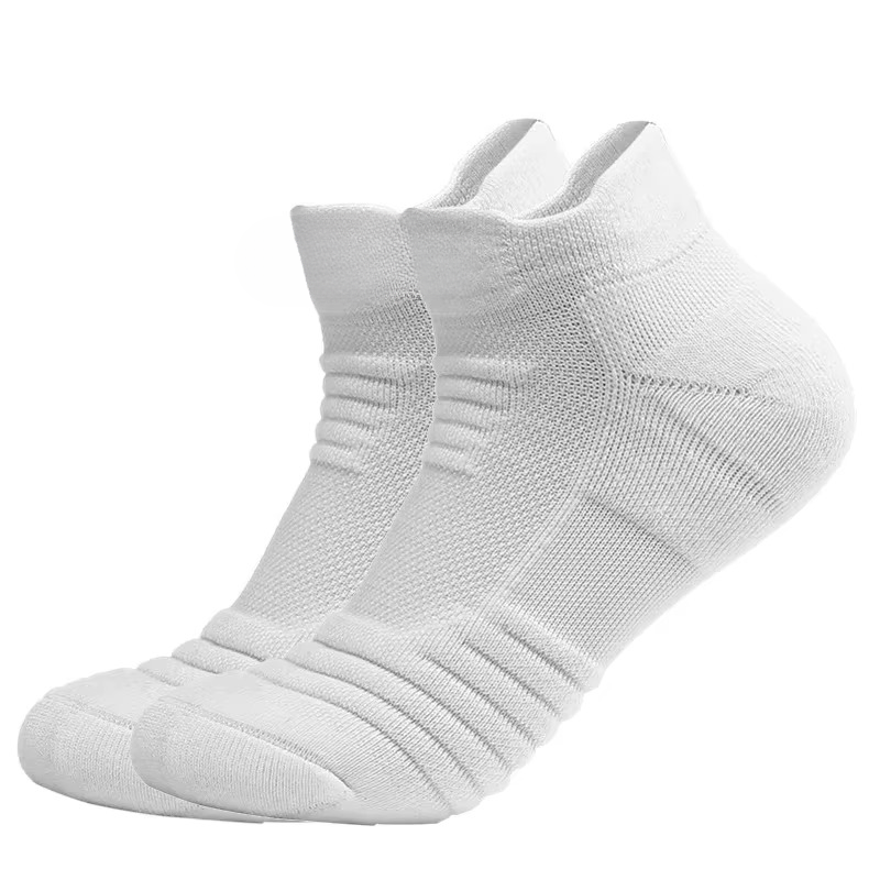 Breathable Moisture Wicking Athletic Basketball Socks for Men