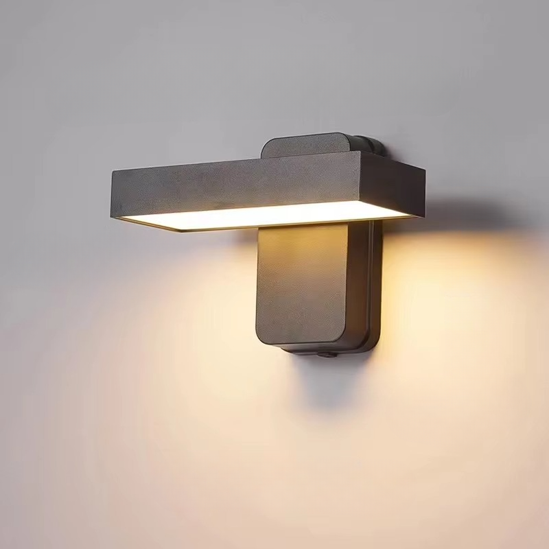 Adjustable PIR Motion Sensor Outdoor Wall Lamp - IP65 Waterproof, Ideal for Exterior Entrance and Porch