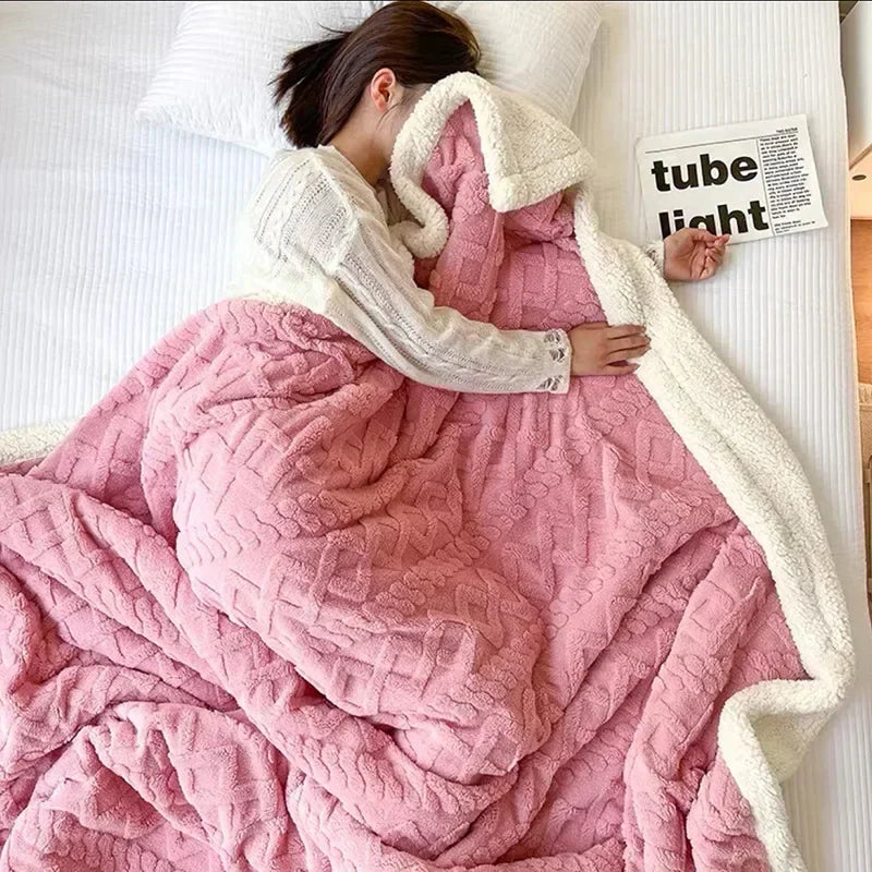 Thick Lambswool Winter Fleece Blanket - LuxyCozy